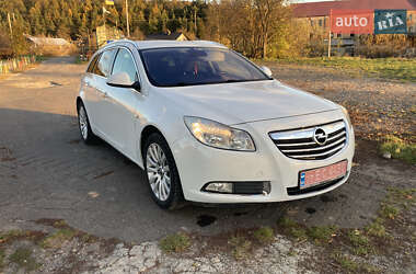 Универсал Opel Insignia 2010 в Бережанах