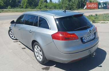 Универсал Opel Insignia 2011 в 