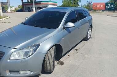 Универсал Opel Insignia 2011 в 