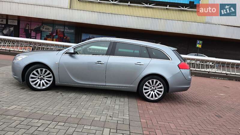 Универсал Opel Insignia 2011 в Луцке