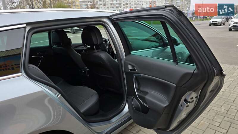 Универсал Opel Insignia 2011 в Луцке