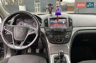 Универсал Opel Insignia 2014 в 