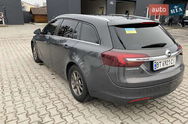 Универсал Opel Insignia 2014 в 