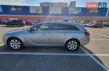 Универсал Opel Insignia 2013 в Киеве