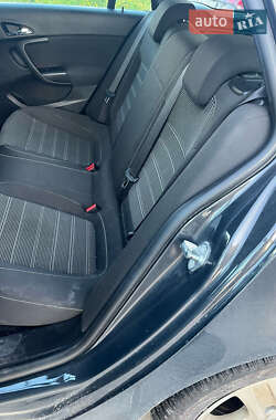 Универсал Opel Insignia 2016 в 