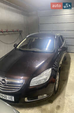 Универсал Opel Insignia 2011 в Долине