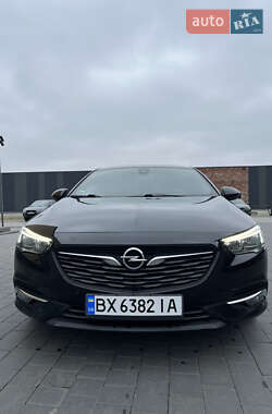 Седан Opel Insignia 2018 в Хмельницькому