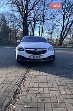 Універсал Opel Insignia 2015 в Трускавці