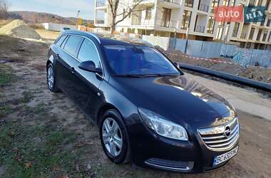 Універсал Opel Insignia 2010 в Львові