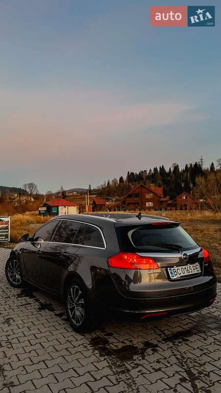Универсал Opel Insignia 2012 в Дрогобыче
