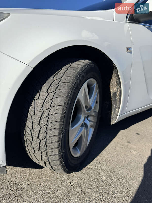 Универсал Opel Insignia 2009 в Чернигове