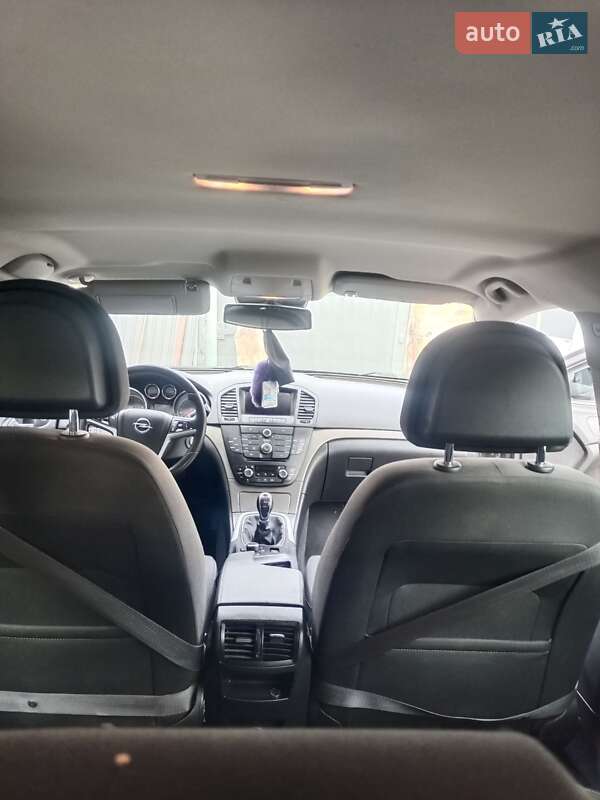 Універсал Opel Insignia 2010 в Ромнах фото 9 Універсал Opel Insignia 2010 в Ромнах