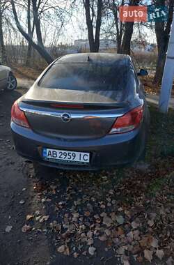 Седан Opel Insignia 2010 в Виннице