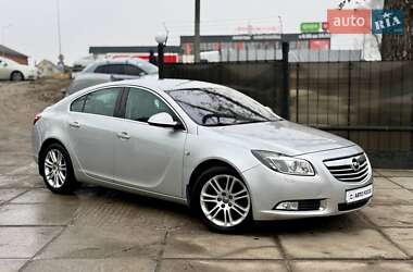 Лифтбек Opel Insignia 2011 в Киеве