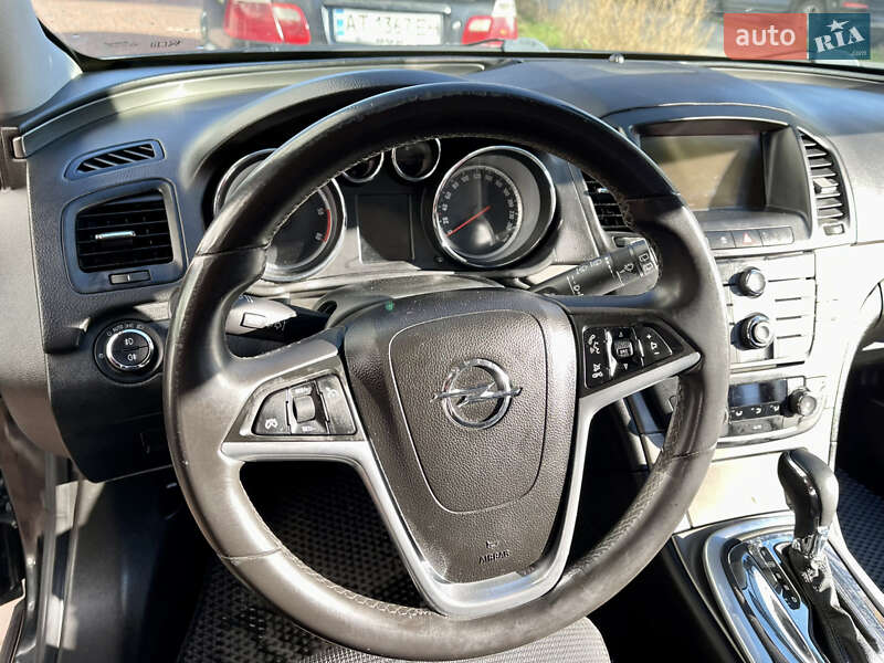 Універсал Opel Insignia 2010 в Івано-Франківську