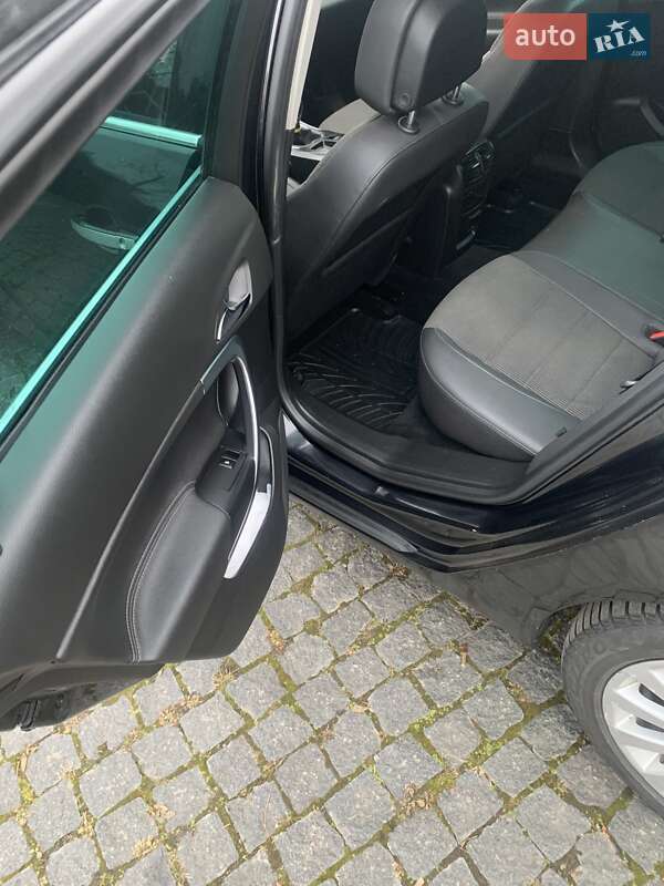 Універсал Opel Insignia 2010 в Стрию