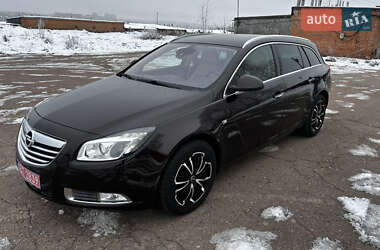 Універсал Opel Insignia 2010 в Чернігові