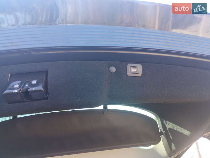 Універсал Opel Insignia 2012 в Золотоноші