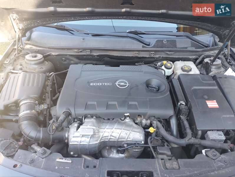 Універсал Opel Insignia 2012 в Золотоноші