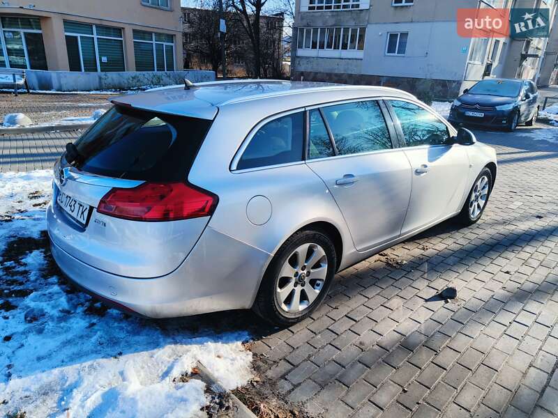 Універсал Opel Insignia 2011 в Львові