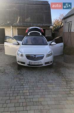 Универсал Opel Insignia 2011 в Калиновке