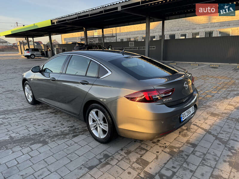 Седан Opel Insignia 2019 в Кам'янець-Подільському