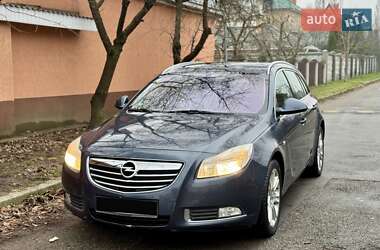 Універсал Opel Insignia 2009 в Києві