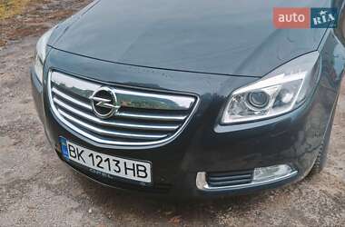 Універсал Opel Insignia 2012 в Рівному