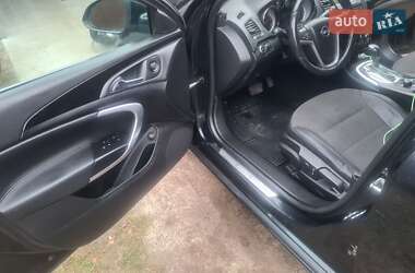 Універсал Opel Insignia 2010 в Сарнах