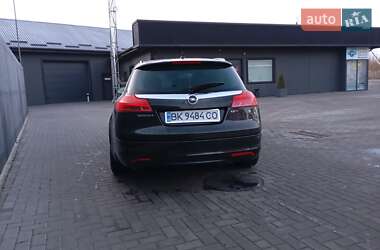 Універсал Opel Insignia 2010 в Сарнах