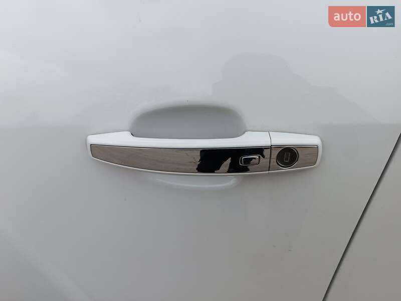 Універсал Opel Insignia 2015 в Коростишеві