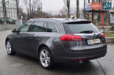 Універсал Opel Insignia 2009 в Києві