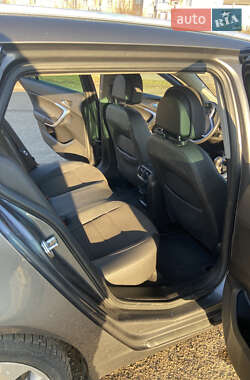 Универсал Opel Insignia 2009 в 
