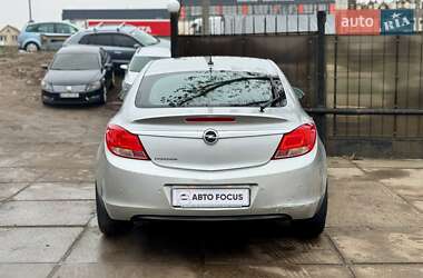 Лифтбек Opel Insignia 2011 в Киеве