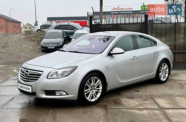 Лифтбек Opel Insignia 2011 в Киеве