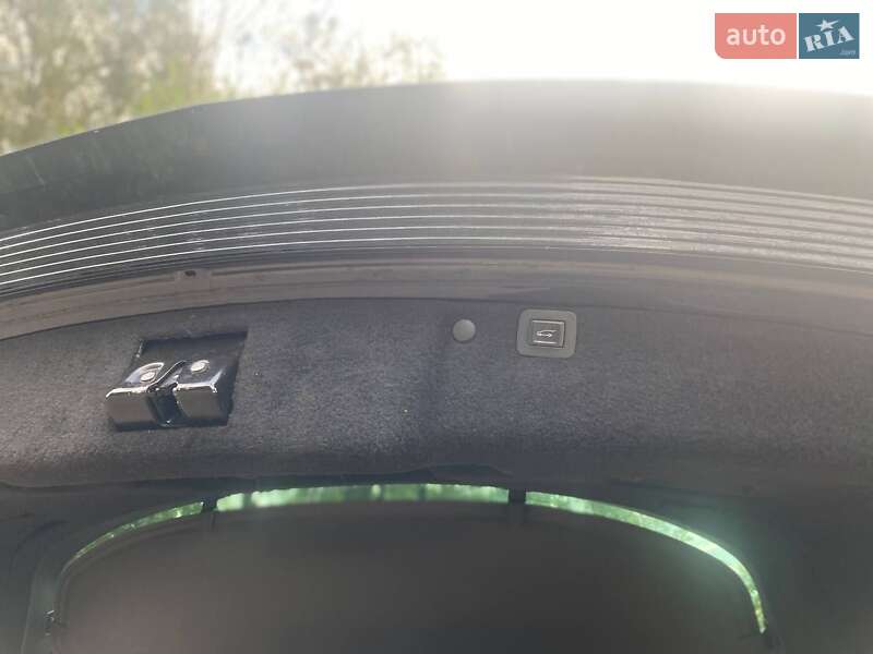 Універсал Opel Insignia 2013 в Черкасах