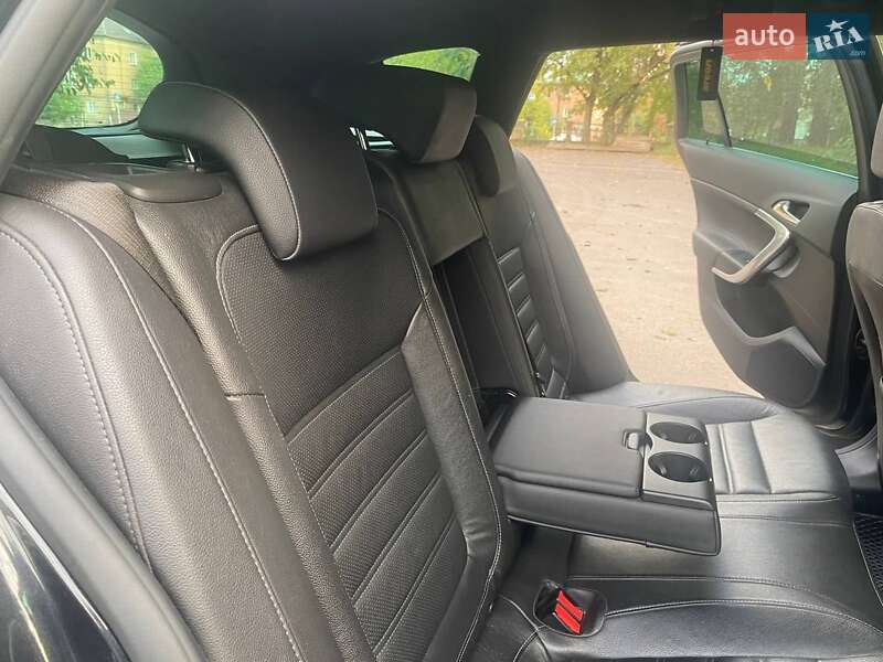 Універсал Opel Insignia 2013 в Черкасах