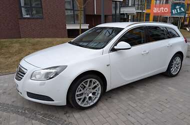 Універсал Opel Insignia 2009 в Києві