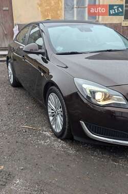 Седан Opel Insignia 2014 в Звягеле