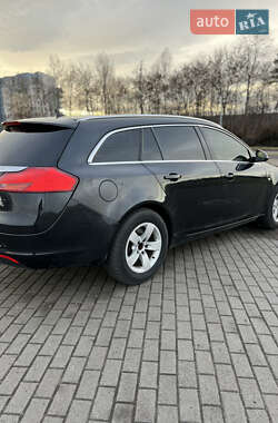 Універсал Opel Insignia 2010 в Львові