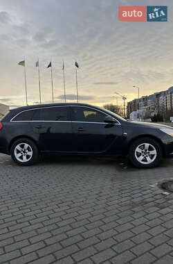 Універсал Opel Insignia 2010 в Львові