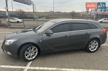 Универсал Opel Insignia 2011 в Киеве