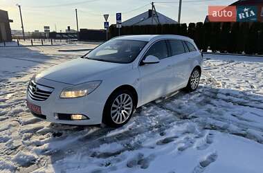 Універсал Opel Insignia 2010 в Рівному