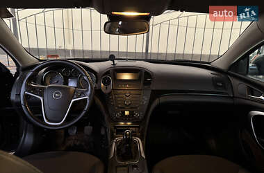 Універсал Opel Insignia 2011 в 