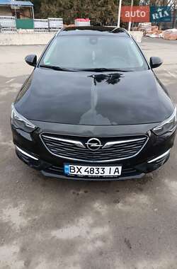 Универсал Opel Insignia 2017 в 