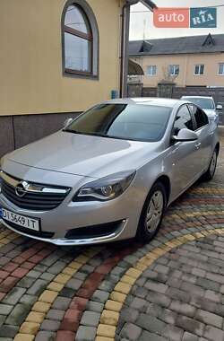 Седан Opel Insignia 2016 в Стрию