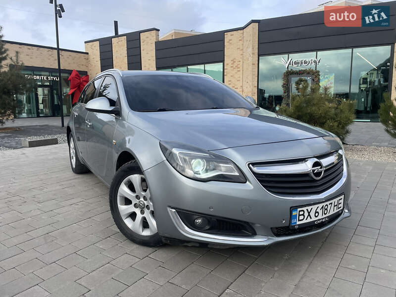 Универсал Opel Insignia 2015 в Хмельницком