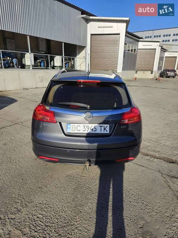 Универсал Opel Insignia 2009 в Львове