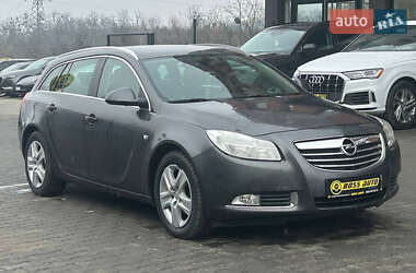 Універсал Opel Insignia 2012 в Чернівцях