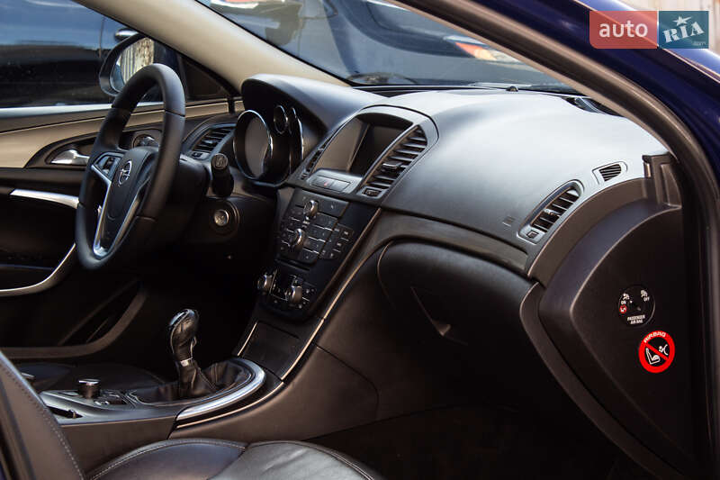 Универсал Opel Insignia 2011 в Львове